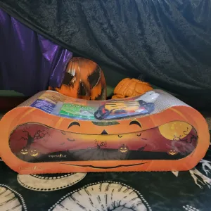 2 in 1 Halloween Cat Scratcher Gift Set