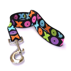 Hugs and Kisses Dog Leash